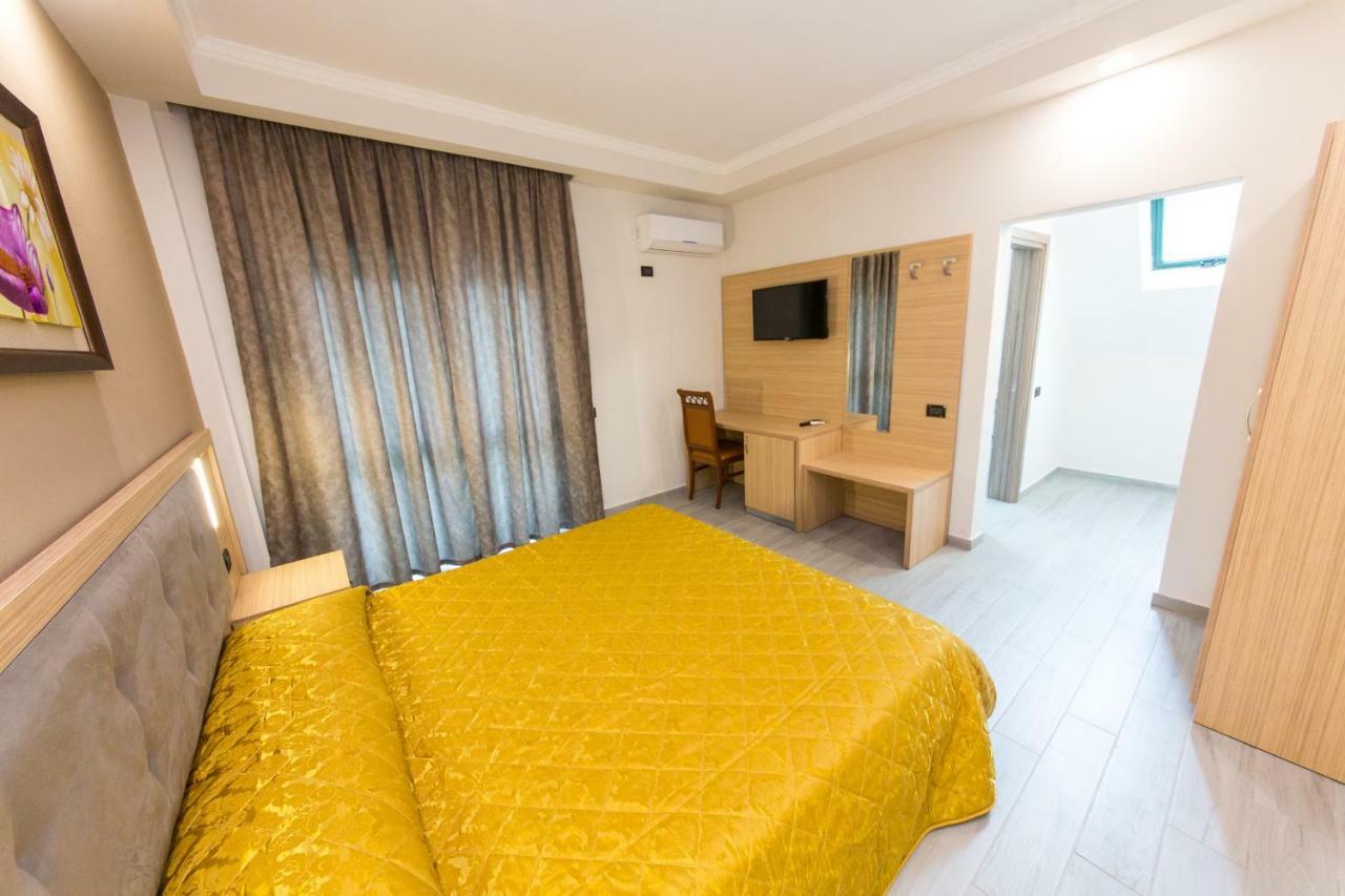 Western Star Hotel Durres Exterior photo